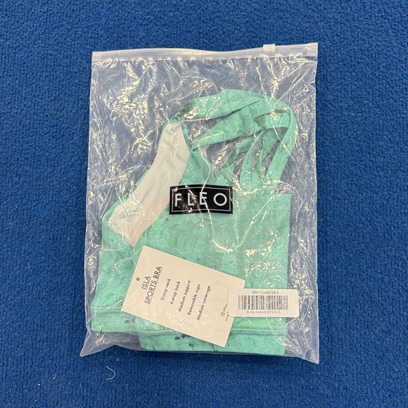 Fleo Mint Green Sports Bra - Picture 2 of 2